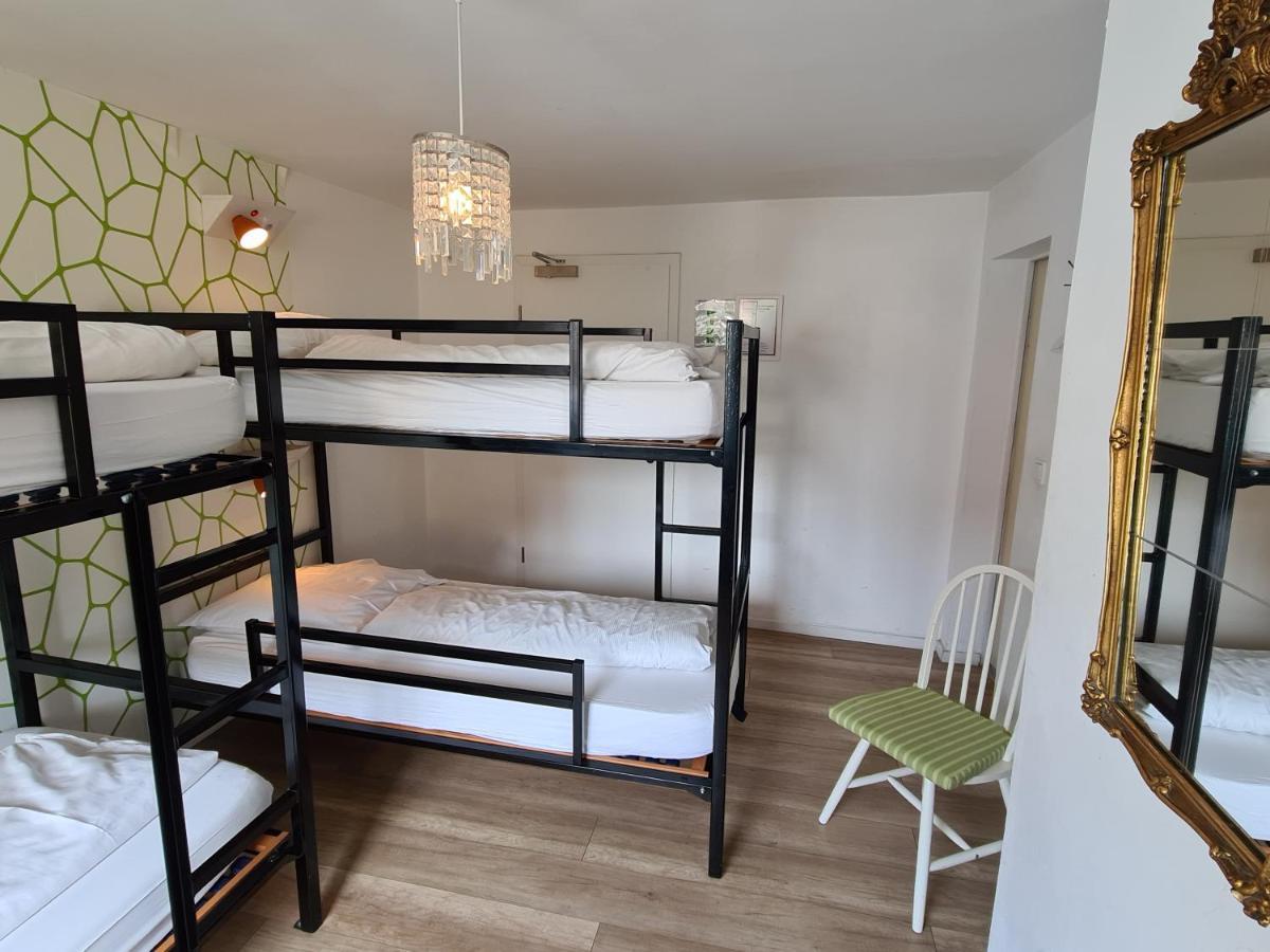 4-Bed Mixed Dormitory Room,1665406127:JPEG