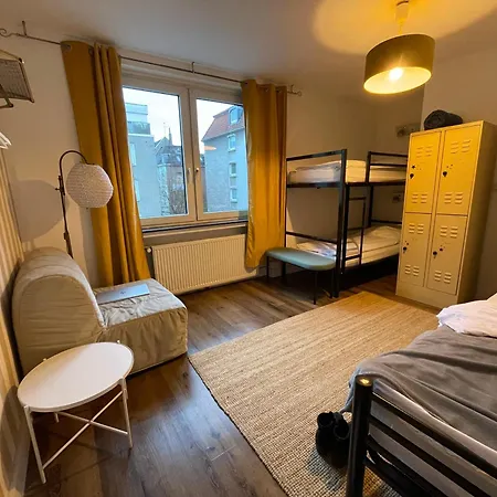 Weltempfaenger Backpacker Hostel-2